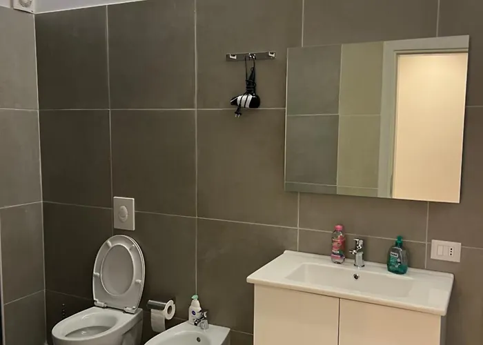 Renas 2 Apartamento Tirana