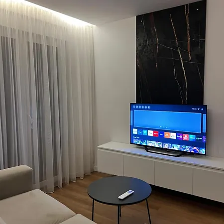 Renas Apartment Tirana