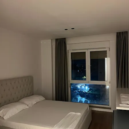 Apartment Renas Tirana
